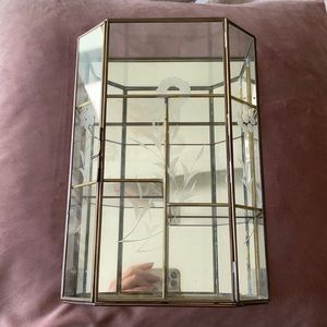Vintage jewelry organizer